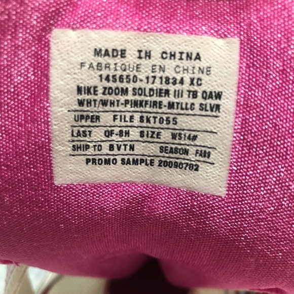 LeBron Zoom Generation 3 Breast Cancer Awareness - Picture 4 of 8